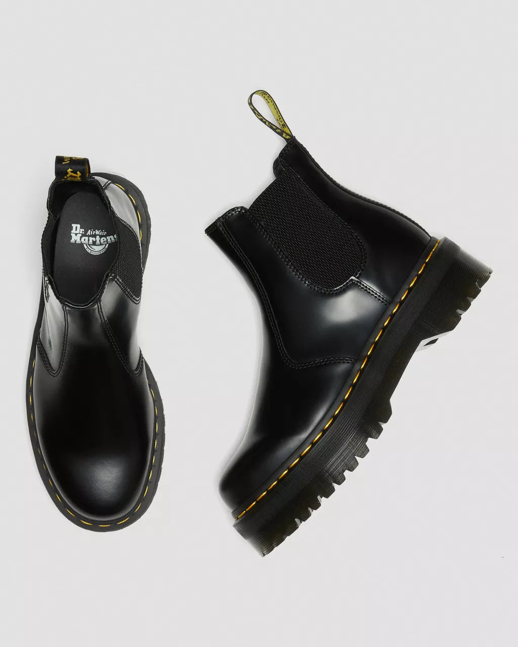 Dr. M.- 2976 Smooth Leather Platform Chelsea Boots