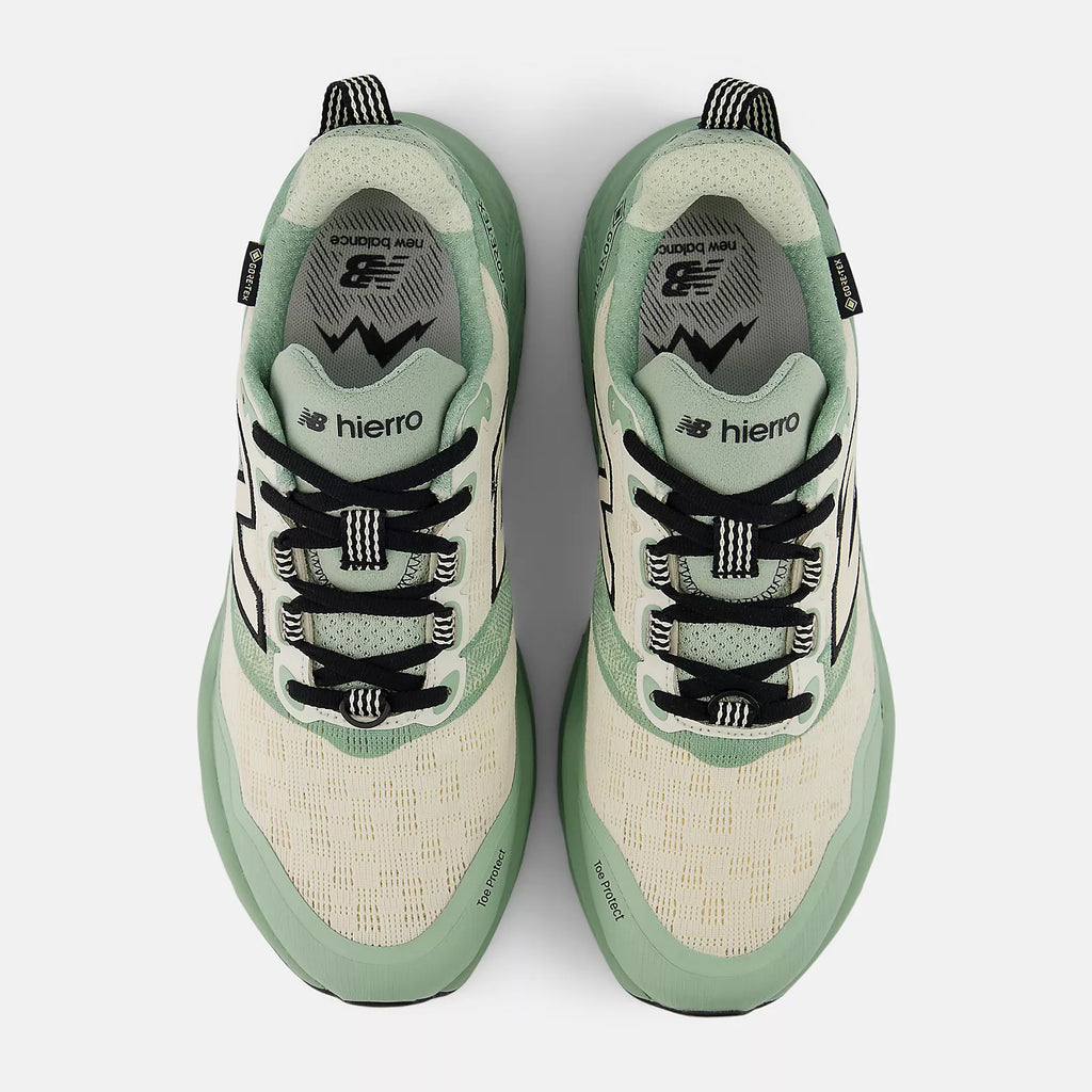 NB Hierro v9 Sneakers