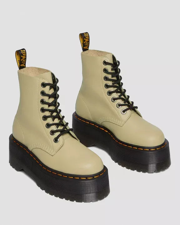 Dr. M. - 1460 Max Leather Platform Boots