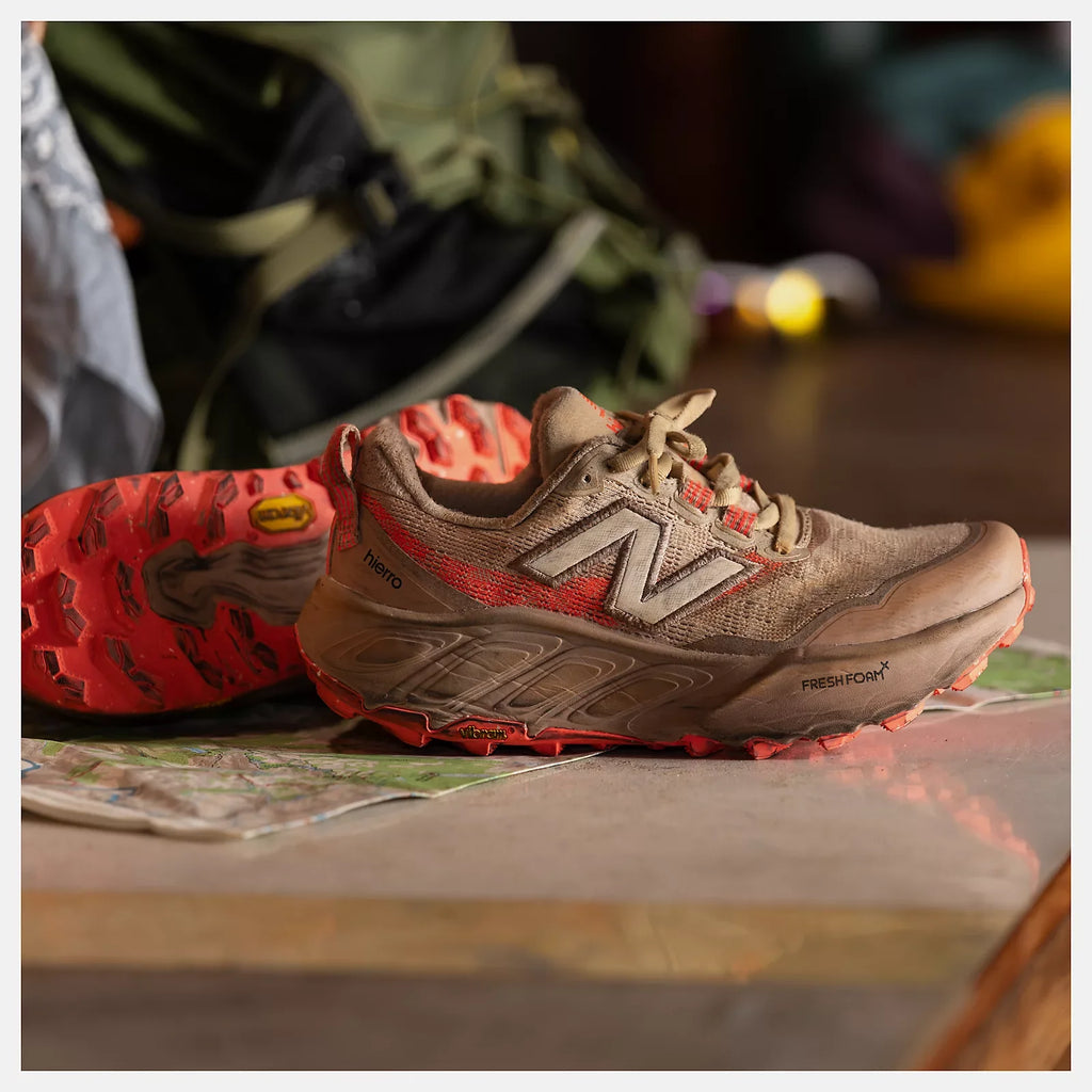 NB Hierro v9 Sneakers